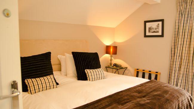The Queens Arms Poyntington Esterno foto